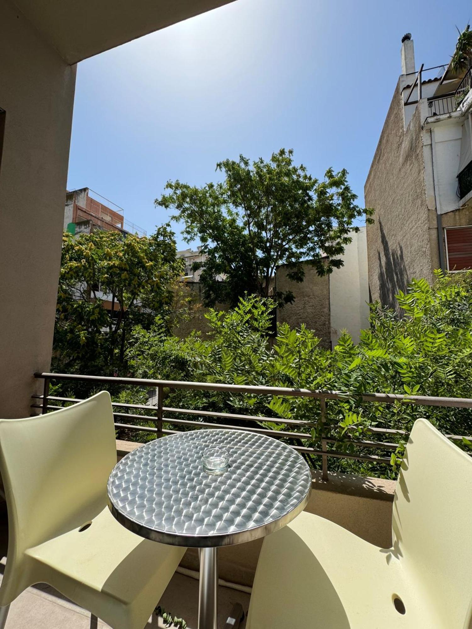 אתונה Spacious Apartment Near Monastiraki By Kozy Koala מראה חיצוני תמונה